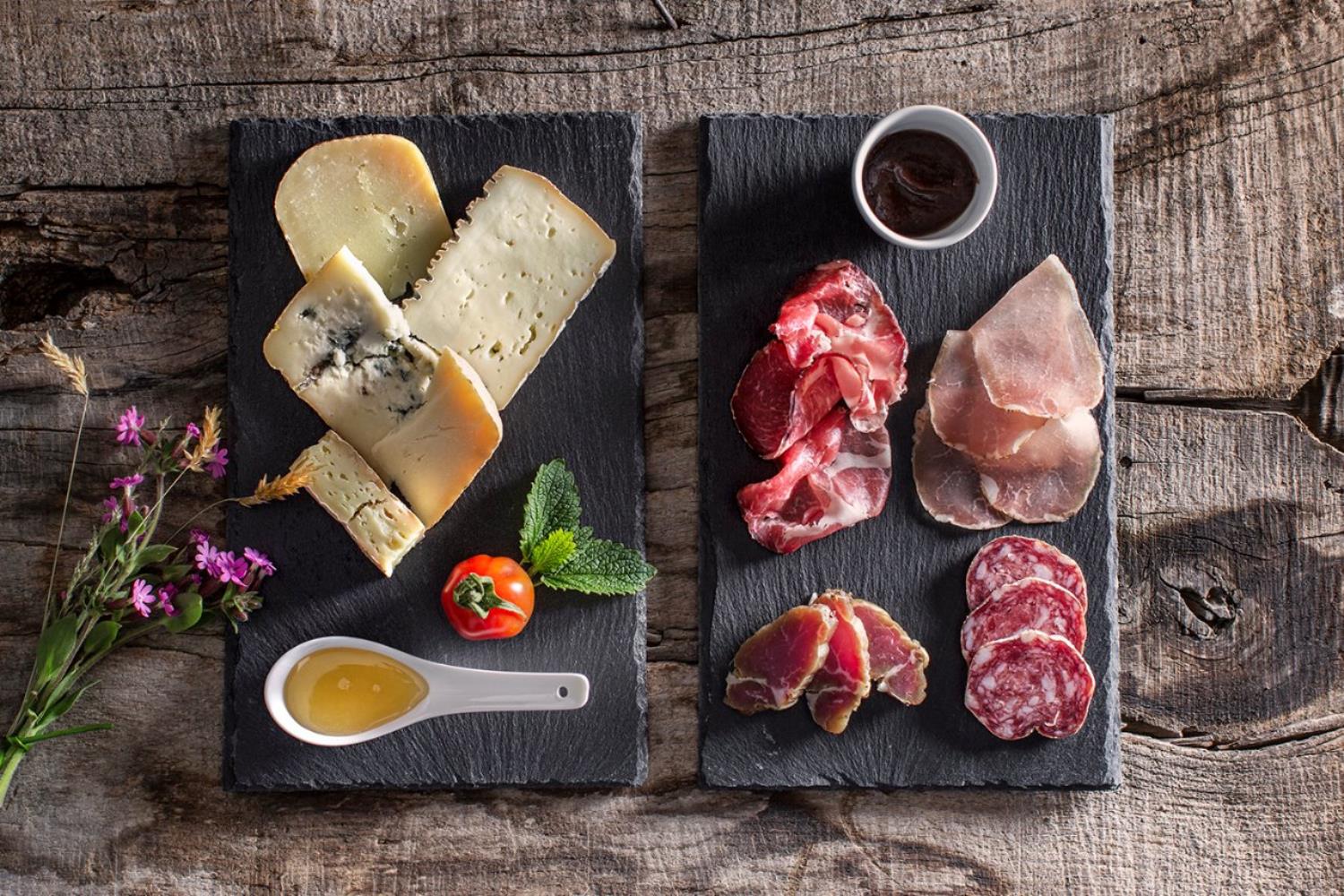 Formaggi e Salumi..